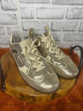 Sam Edelman Women's Metallic Gold Leather Sneakers